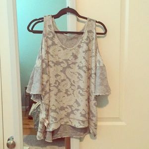 Unique reversible top